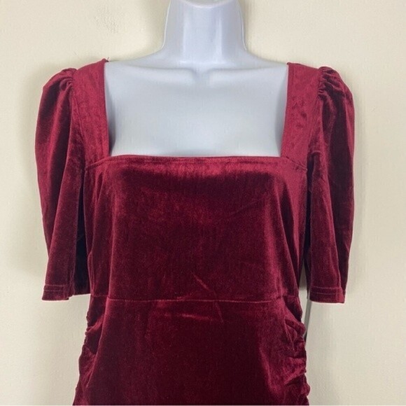 NEW NWT LULUS All The Sass Wine Red Velvet Square Neck Puff Sleeve Dress Large - Picture 3 of 7